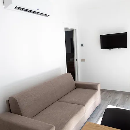 Residenza Elsa 3* Домодоссола