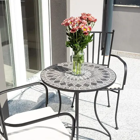 Residenza Elsa Πανσιόν Domodossola